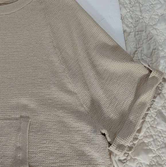 Leo & Nicole Waffle Knit Sweater Bat Wing Sleeve Plus Size 1X - Picture 2 of 8